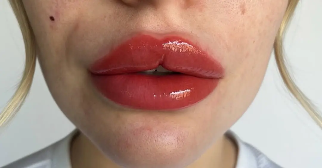 lip tattoo cairns