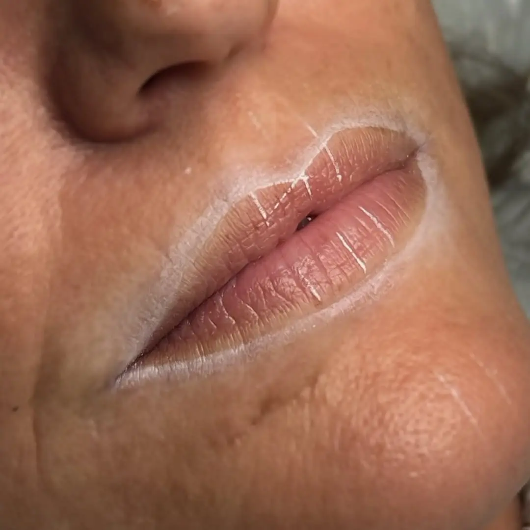what is lip tattoo